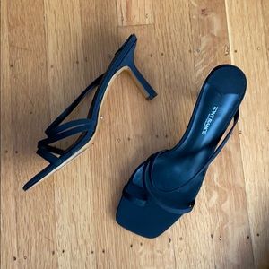 Black Tony Bianco Blossom Sandal